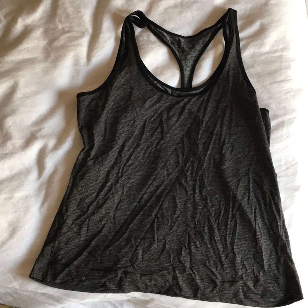 Like new gray lululemon tank